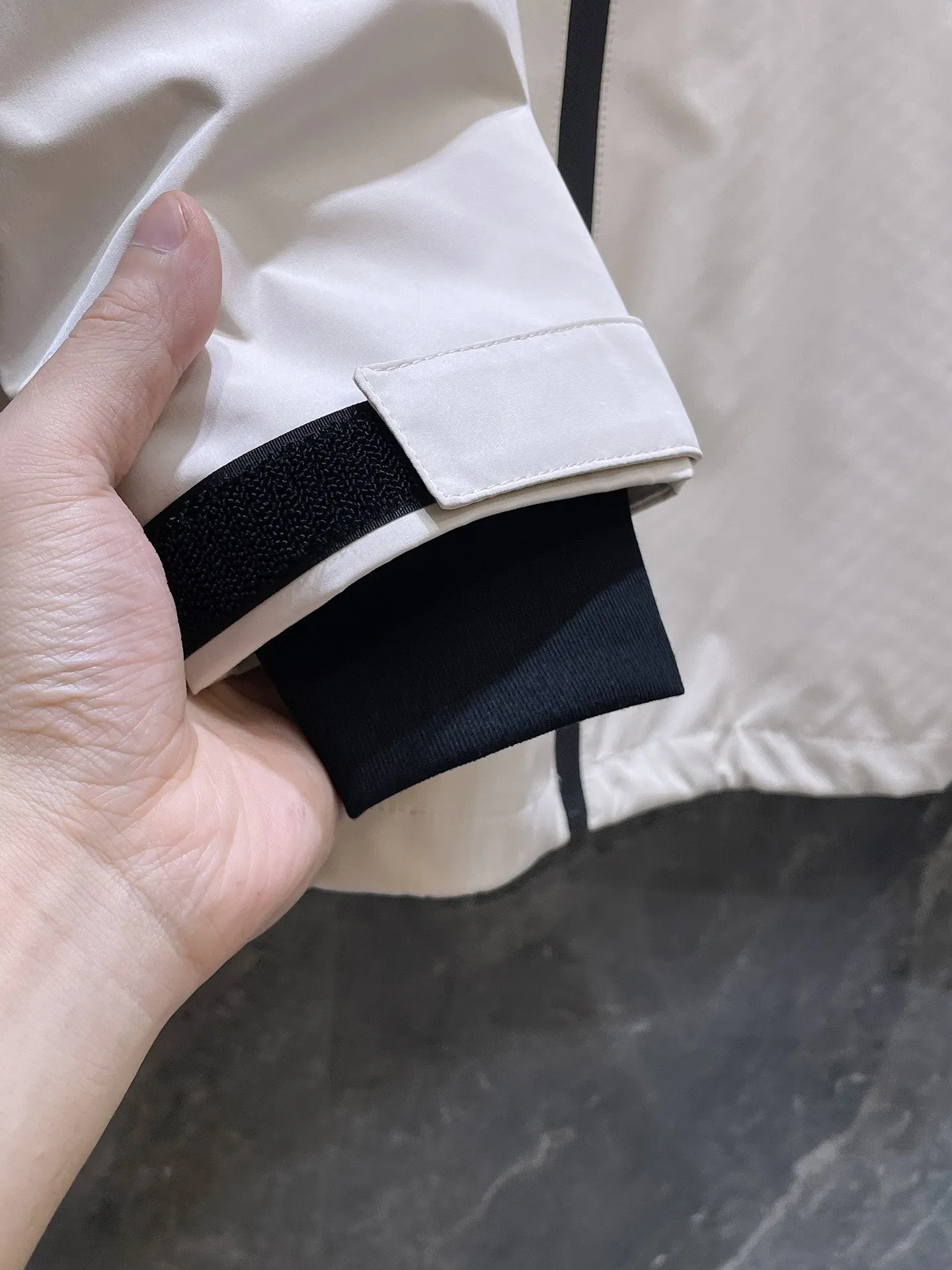 Same Style， ， 2026 New Arrival ， Original Premium Breathable ， ， ， Quality。 ， Sizes：M～3XL，